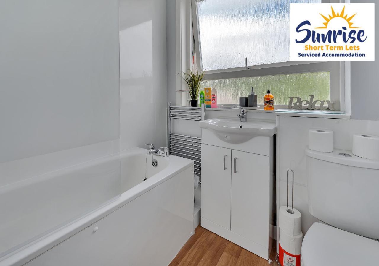 3 Beds At Arthurs Seat By Sunrise Short Lets 에든버러 외부 사진