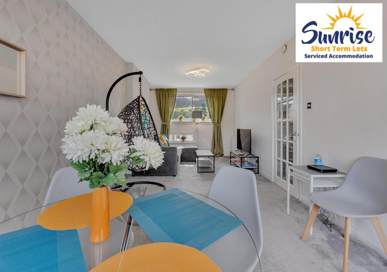 3 Beds At Arthurs Seat By Sunrise Short Lets 에든버러 외부 사진