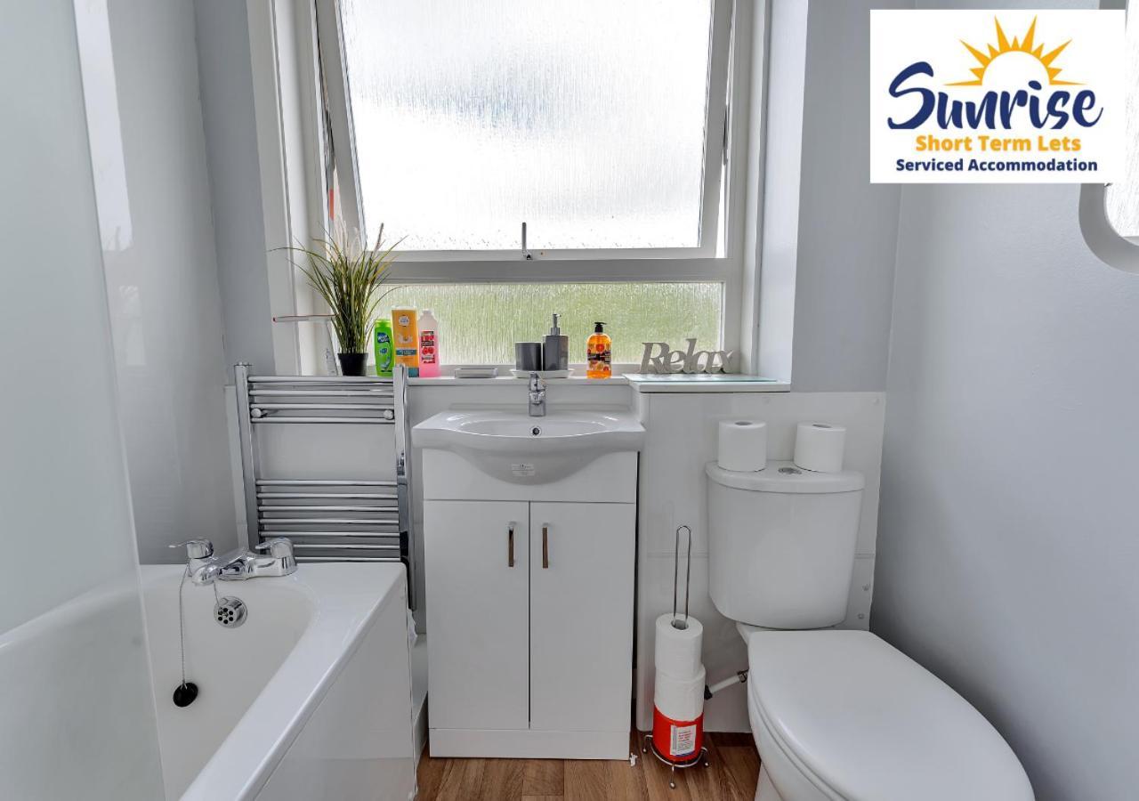 3 Beds At Arthurs Seat By Sunrise Short Lets 에든버러 외부 사진
